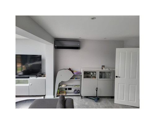 Інверторна настінна спліт-система (кондиціонер) LG Artcool Mirror UV AC09BK