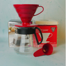 Набір Пуровер HARIO V60 02 червоний + Сервер 600 мл + мірна ложка + фільтри V60 Набір Пуровер HARIO V60 02 червоний + Сервер 600 мл + мірна ложка + фільтри V60