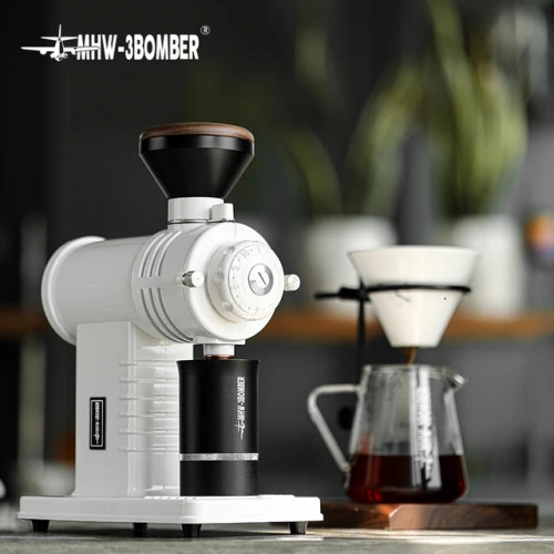Кофемолка MHW-3BOMBER Shark Teeth Coffee Grinder электрическая Белая Кофемолка MHW-3BOMBER Shark Teeth Coffee Grinder электрическая Белая