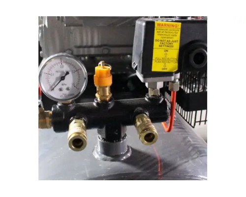 Поршневий компресор MAST 2105/500L 400V