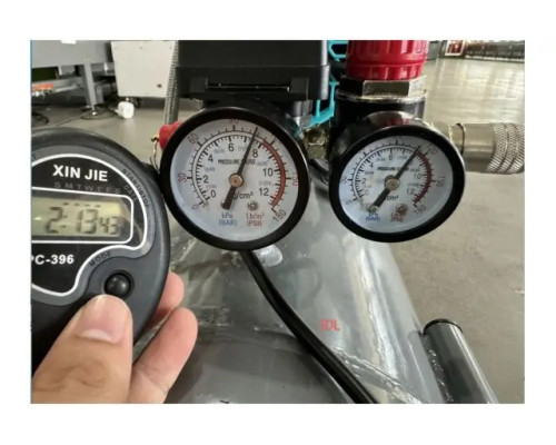 Безмасляний поршневий компресор Mast MOF1390/1100-30L