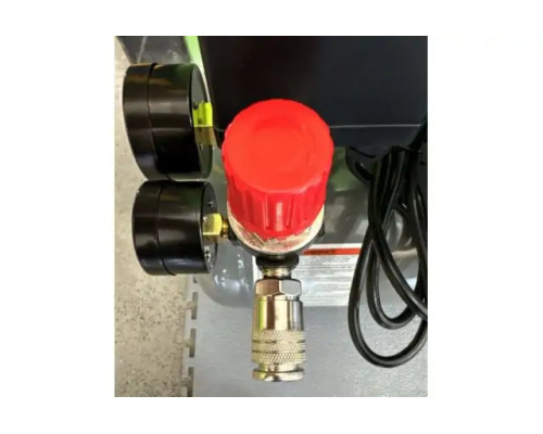 Безмасляний поршневий компресор Mast MOF1390/1100-9L