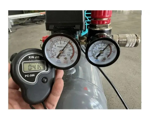 Безмасляний поршневий компресор Mast MOF1390/1100-9L