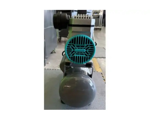 Безмасляний поршневий компресор Mast MOF1390/1100-9L