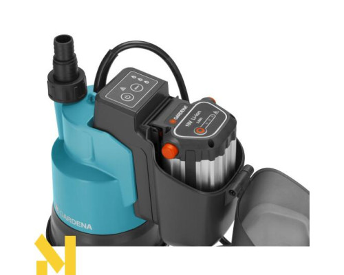 Насос акумуляторний для чистої води Gardena 2000/2 Li-18 Set