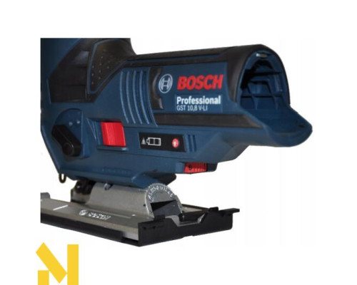 Лобзик акумуляторний Bosch GST 12V-70 Professional (без АКБ та ЗП)