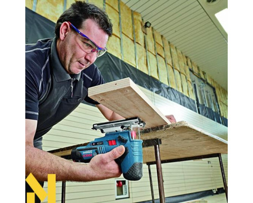 Лобзик акумуляторний Bosch GST 12V-70