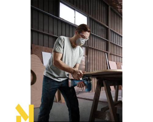 Лобзик акумуляторний Bosch GST 185-LI