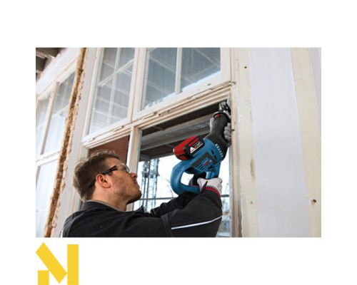 Пила шабельна акумуляторна Bosch GSA 18V-32