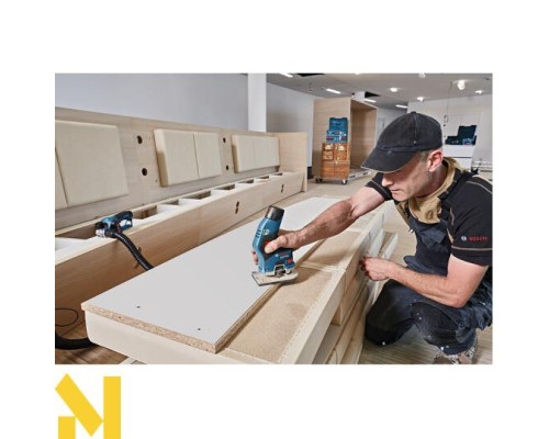 Фрезер акумуляторний Bosch GKF 12V-8 Professional