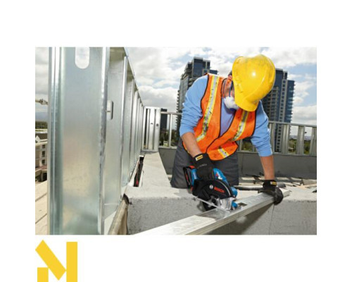 Пила дискова акумуляторна Bosch Professional GKM 18V-50