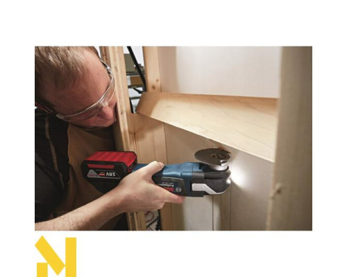 Багатофункціональний інструмент (реноватор) акумуляторний Bosch GOP 18 V-28 Professional  (без АКБ та ЗП)