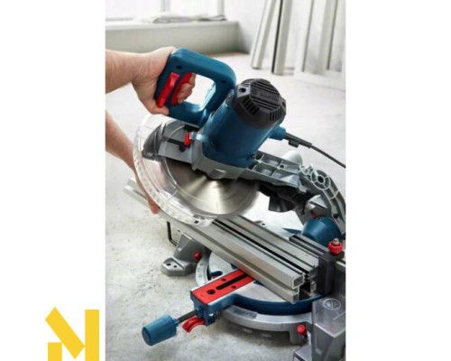 Пила торцювальна Bosch Professional GCM 216 (0601B33000)