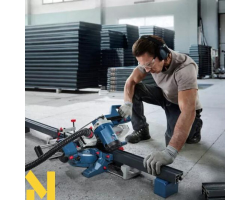 Пила торцювальна Bosch PRO GCM 254 D