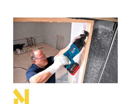 Пила шабельна акумуляторна Bosch GSA 18V-LI Professional + GBA 18 В 4,0 А*год + GAL 18V-40