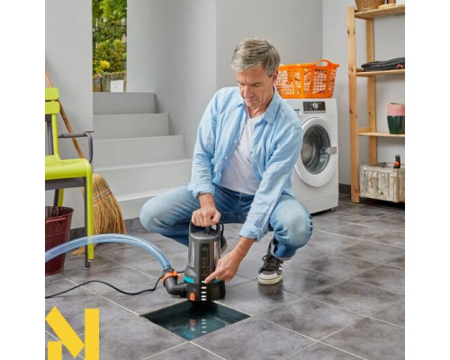 Дренажний насос для чистої води Gardena 17000 Aquasensor LED