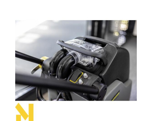 Апарат для чищення килимів Karcher BRC 30/15 C