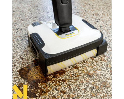 Машина підлогомийна акумуляторна Karcher FC 2-4 Battery Set