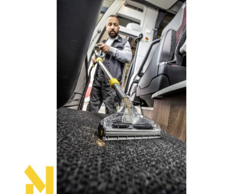 Пилосос миючий Karcher Puzzi 8/1 Adv