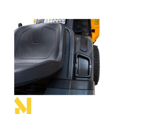 Садовий трактор бензиновий Cub Cadet LT2 R92