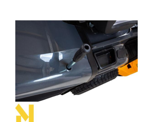 Садовий трактор бензиновий Cub Cadet LT2 R92