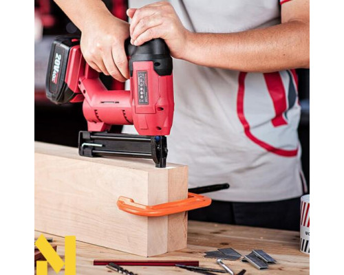 Цвяхозабивач комбінований акумуляторний Worcraft CNS-S20Li з АКБ (4А) і ЗП