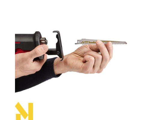 Пила шабельна Einhell TE-AP 950 E