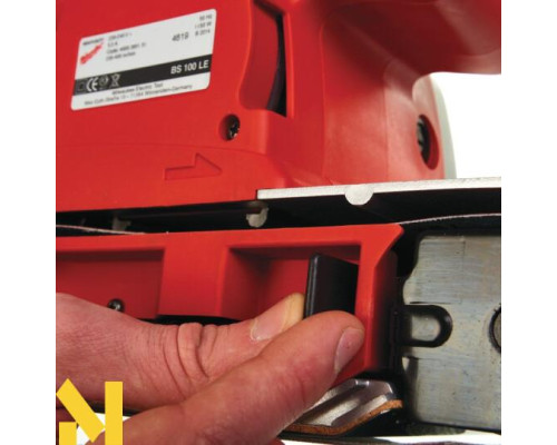 Шліфмашина стрічкова Milwaukee BS 100 LE