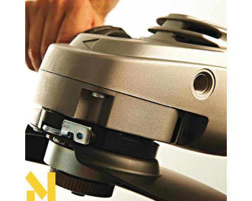 Болгарка (кутова шліфувальна машина) Milwaukee AG 24-230 E