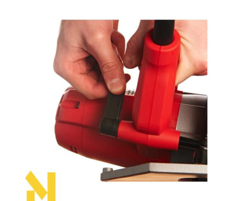 Пила дискова Milwaukee CS 60 F