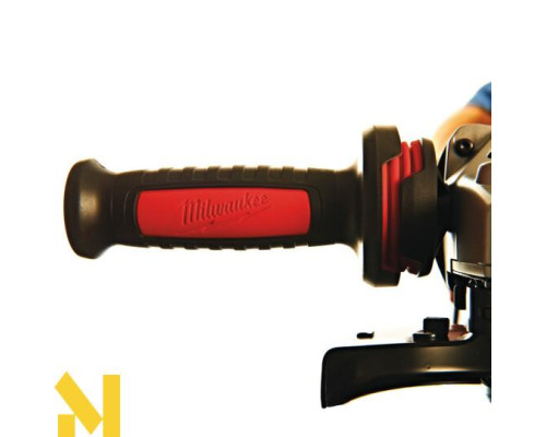 Болгарка (кутова шліфувальна машина) Milwaukee AGV 17-125 XE