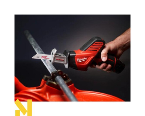 Пила шабельна акумуляторна Milwaukee C12 HZ-202С