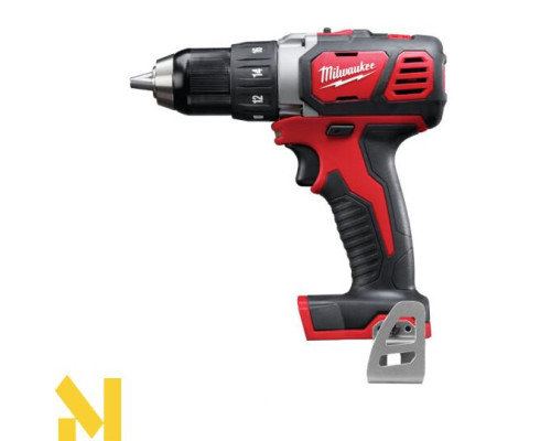 Дриль-шуруповерт Milwaukee M18 BDD-202C
