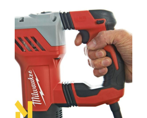 Перфоратор Milwaukee PLH 28 XE