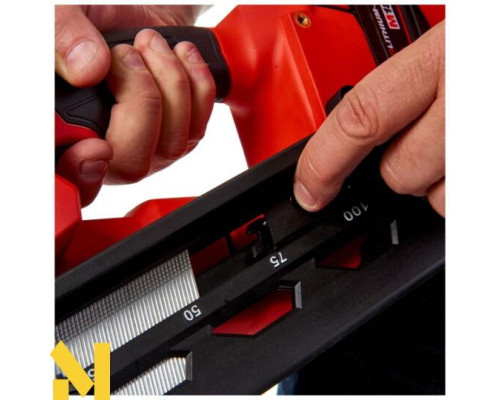 Цвяхозабивач акумуляторний MILWAUKEE M18 CN16GA-202X