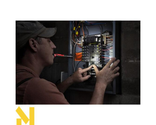 Ліхтар компактний Milwaukee IPL-LED на батарейках