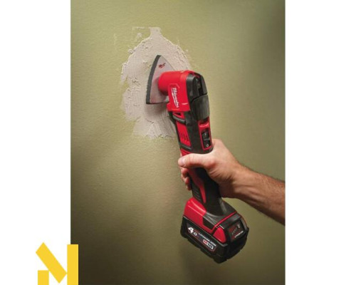 Багатофункціональний інструмент (реноватор) акумуляторний Milwaukee M18 BMT-0X (без АКБ та ЗП)