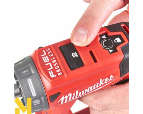 Дриль-шуруповерт акумуляторний Milwaukee M12 FDDXKIT-202X зі змінними насадками