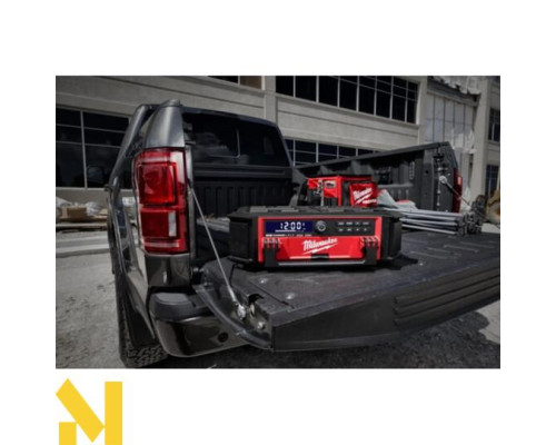 Радіоприймач/зарядний пристрій гібридний Milwaukee M18PRCDAB+-0 (без АКБ та ЗП)