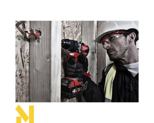 Дриль-шурупокрут акумуляторний Milwaukee M18 CBLPD-422C