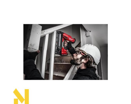 Цвяхозабивач акумуляторний Milwaukee M18 FN16GA-202X