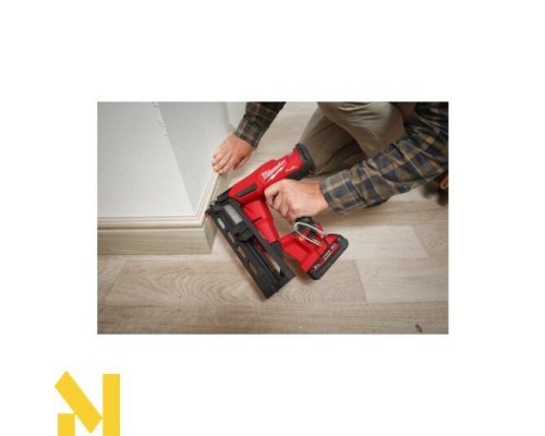 Цвяхозабивач акумуляторний Milwaukee M18 FN16GA-202X