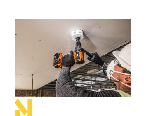 Дриль-шуруповерт аккумуляторний ударний AEG BSB18BL2-0 (без АКБ та ЗП)