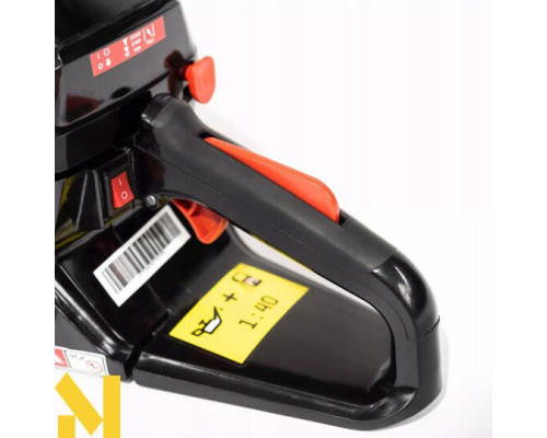 Бензопила NAX 400C