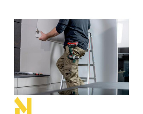 Дриль-шуруповерт акумуляторний Metabo BS 18 L BL