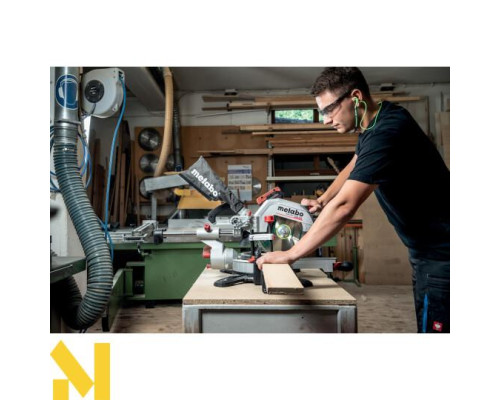 Пила торцювальна акумуляторна Metabo KGS 18 LTX BL 254 (1x 4.0Ah, ASC 55)