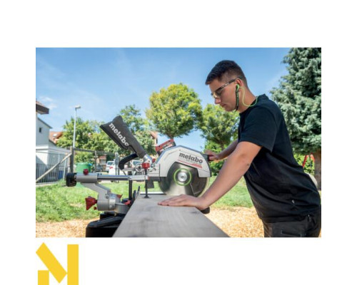 Пила торцювальна акумуляторна Metabo KGS 18 LTX BL 305 (без АКБ та ЗП)