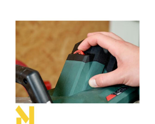 Пила торцювальна Metabo KGSV 216 MC