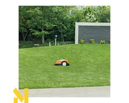 Газонокосарка-робот STIHL RMI 422 P