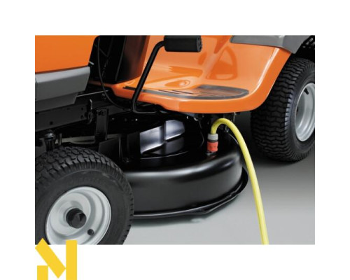 Садовий трактор бензиновий Husqvarna TC 142T